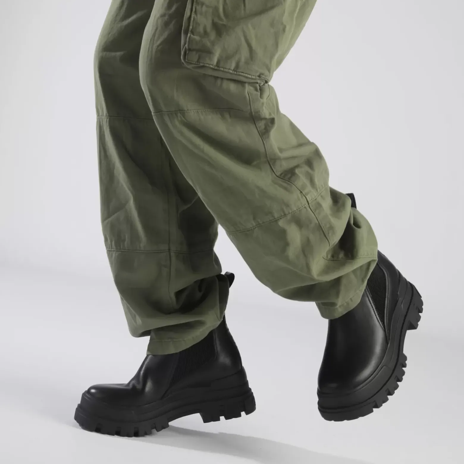 Cheap BUFFALO Aspha Chelsea Mid Bottines Vegan/ Noir