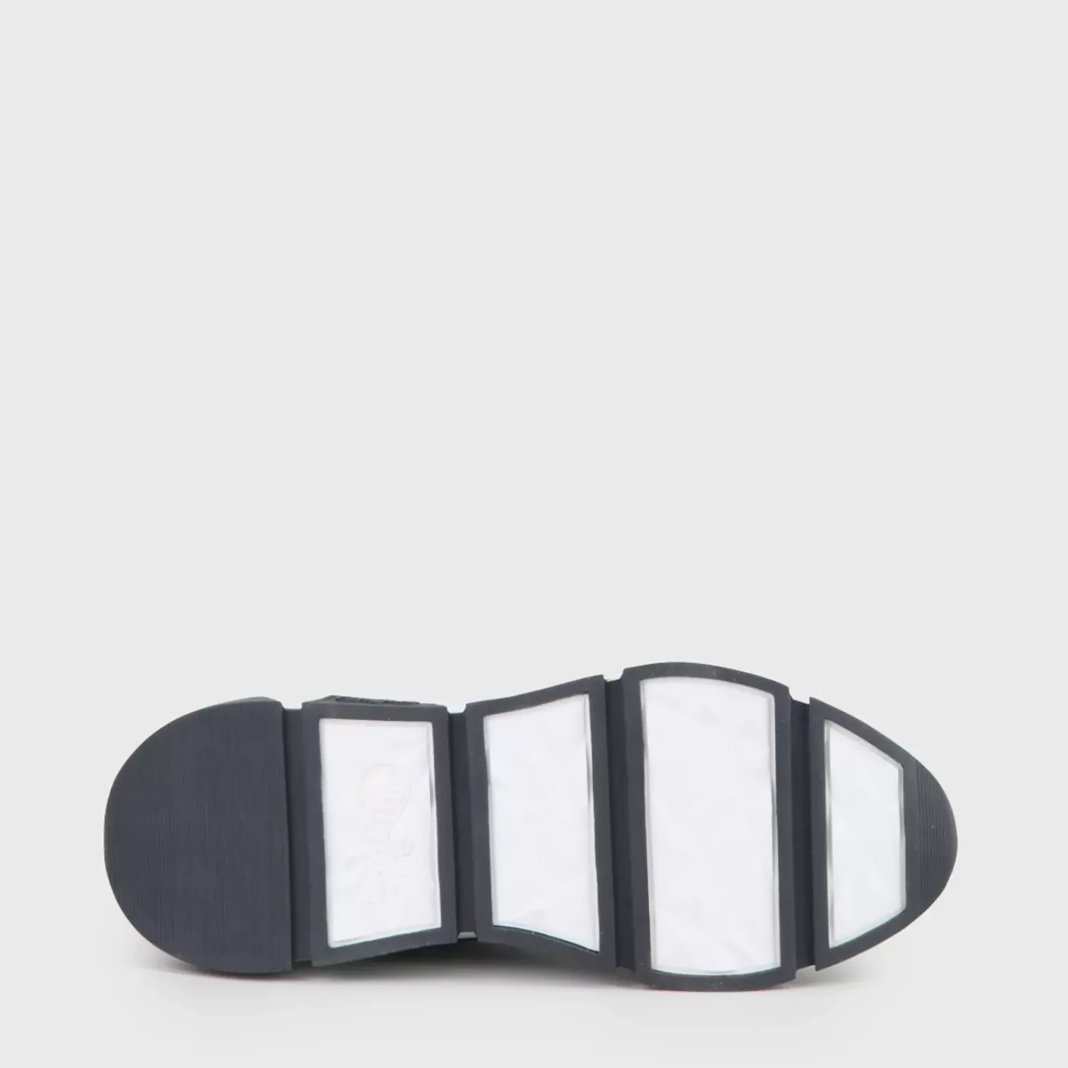 Cheap BUFFALO Batter Sleek Baskets Noir