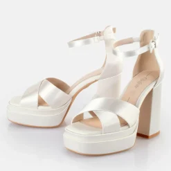 Shop BUFFALO Bonny Cross Sandales A Talon Ivoire No_Color