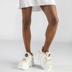 Clearance BUFFALO Classic Baskets Basses White Bloom Blanc