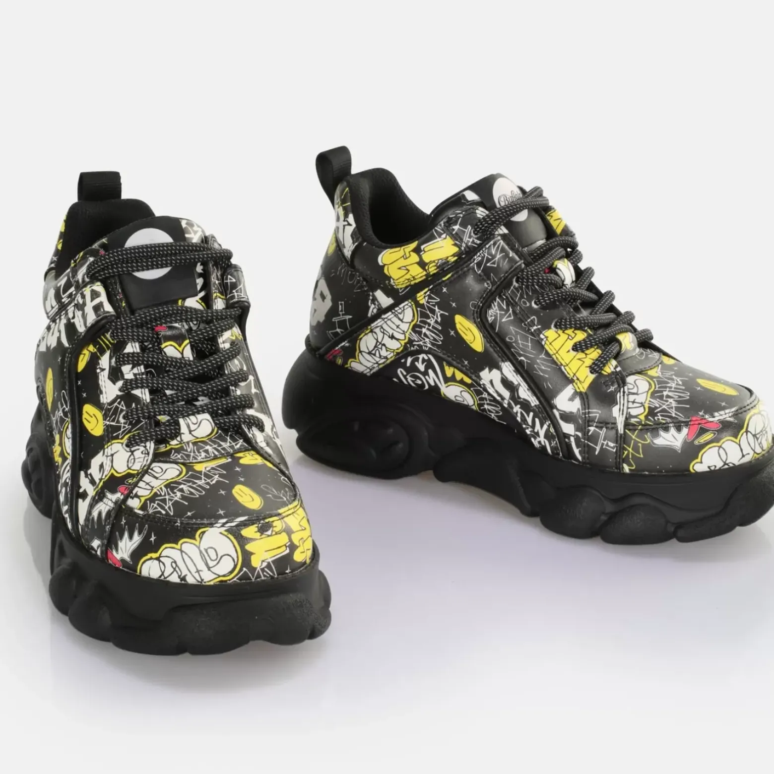 Best Sale BUFFALO Cld Corin Baskets Basses Vegan Graffiti Noir Graffiti Black/White