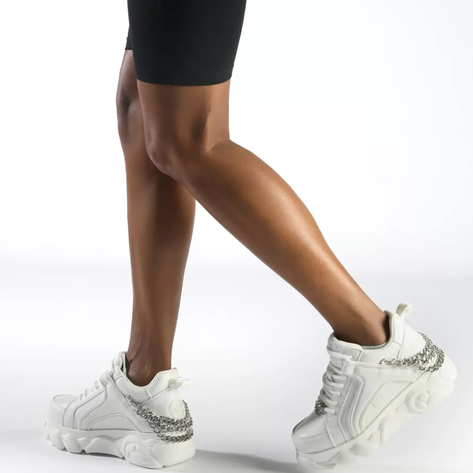 Best Sale BUFFALO Cld Corin Chain 2.0 Baskets Basses Vegan Blanc/ Argent