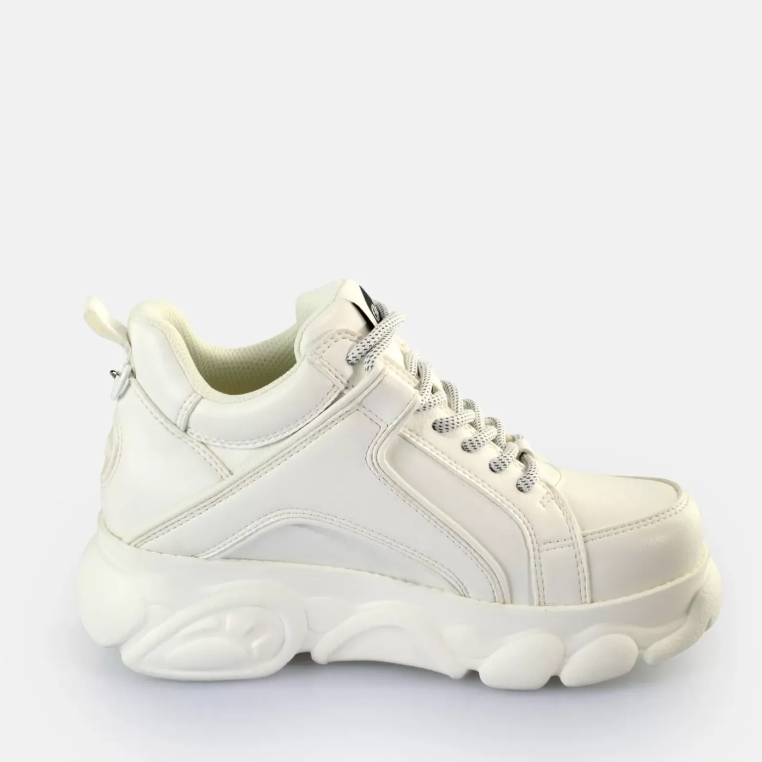 Sale BUFFALO Cld Corin Charms Baskets Basses Veganes Blanc Silber/Weis