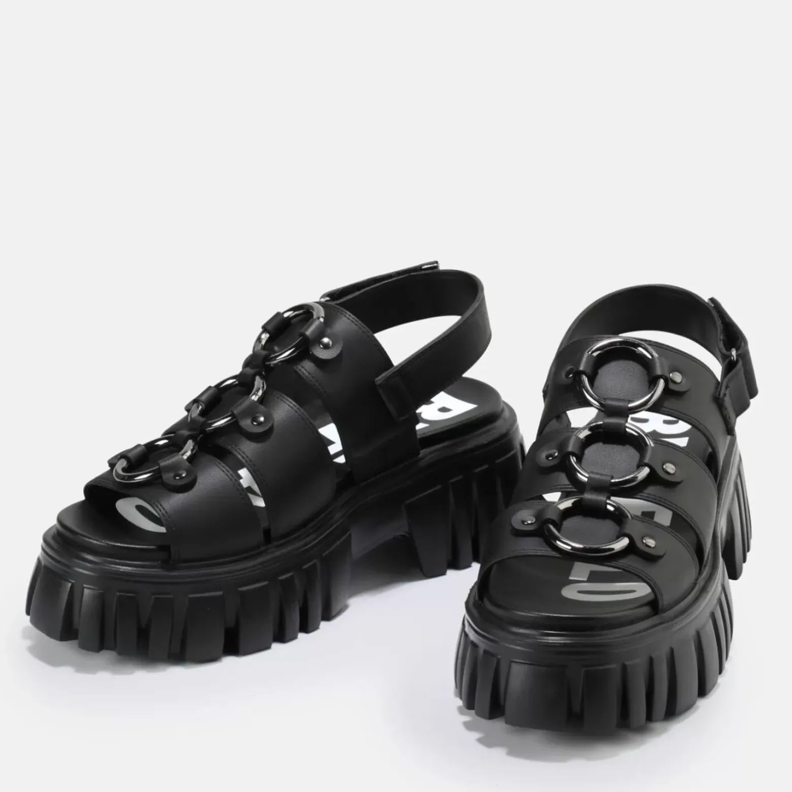 Sale BUFFALO Lion Pierce Sandales A Plateforme Veganes Noir