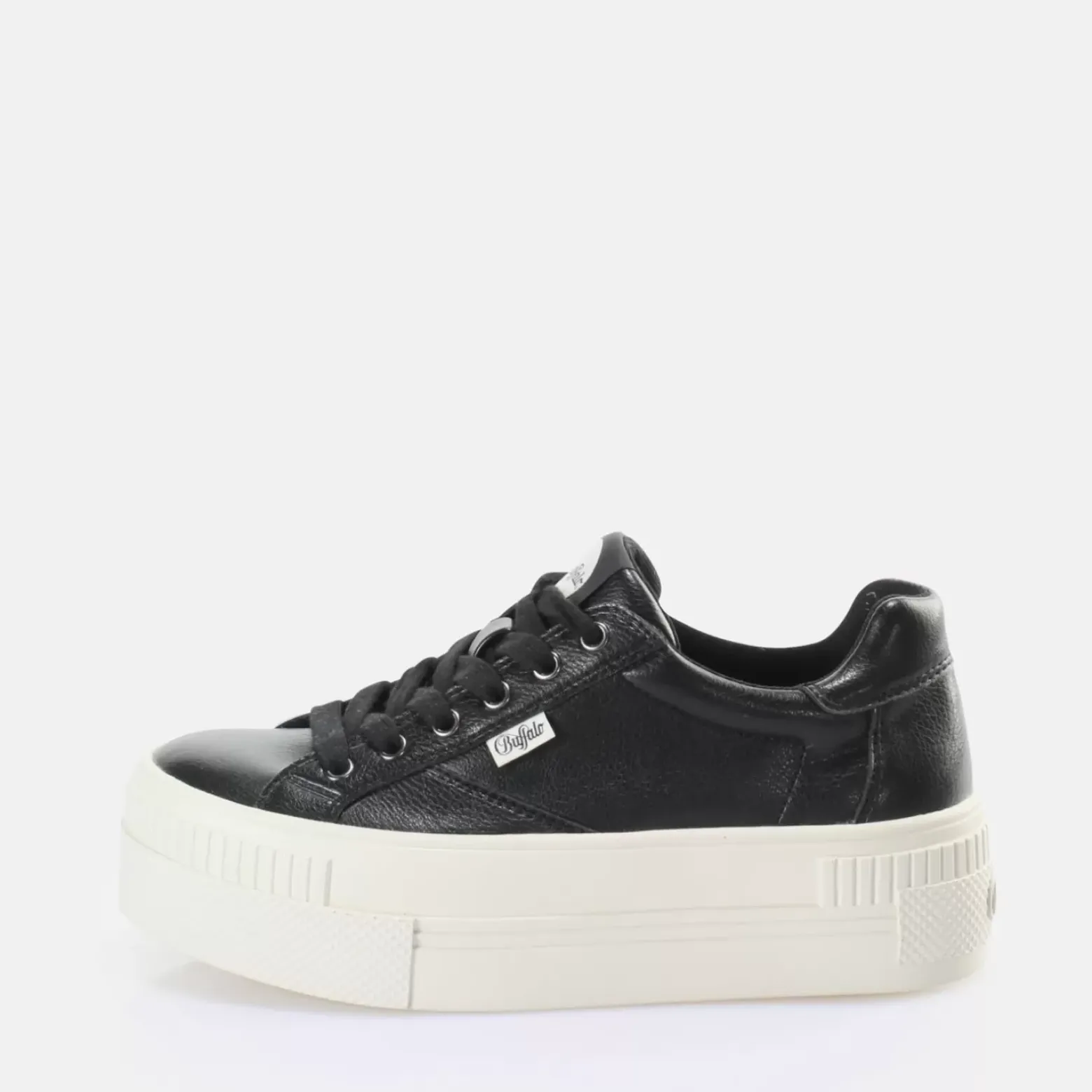 Shop BUFFALO Paired Laceup Lo Baskets Basses Vegan Noir/ Blanc Casse