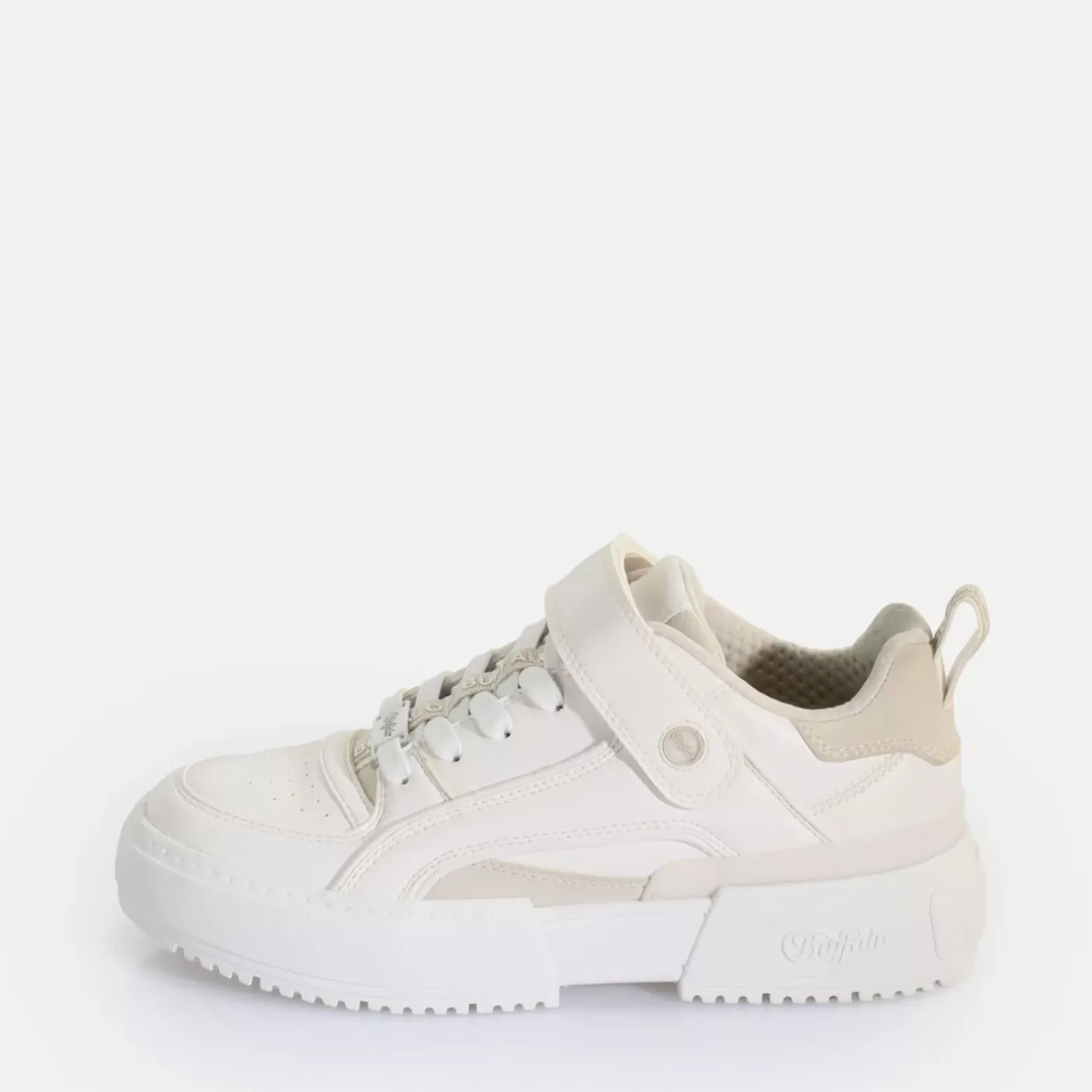 Shop BUFFALO Rse Velc Baskets Basses Vegan Blanc