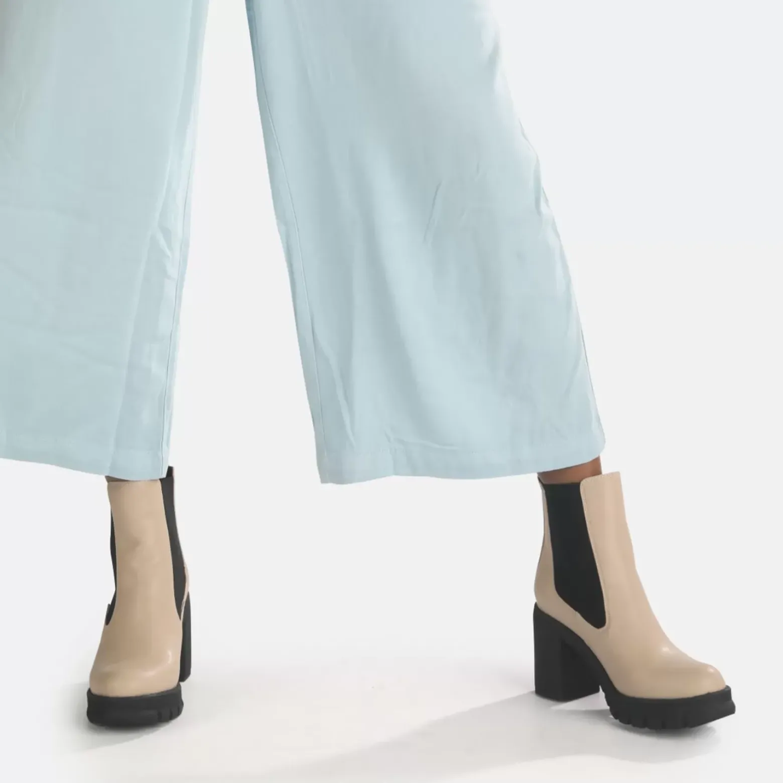 Cheap BUFFALO Serlina Bottines Cheville Veganes Creme