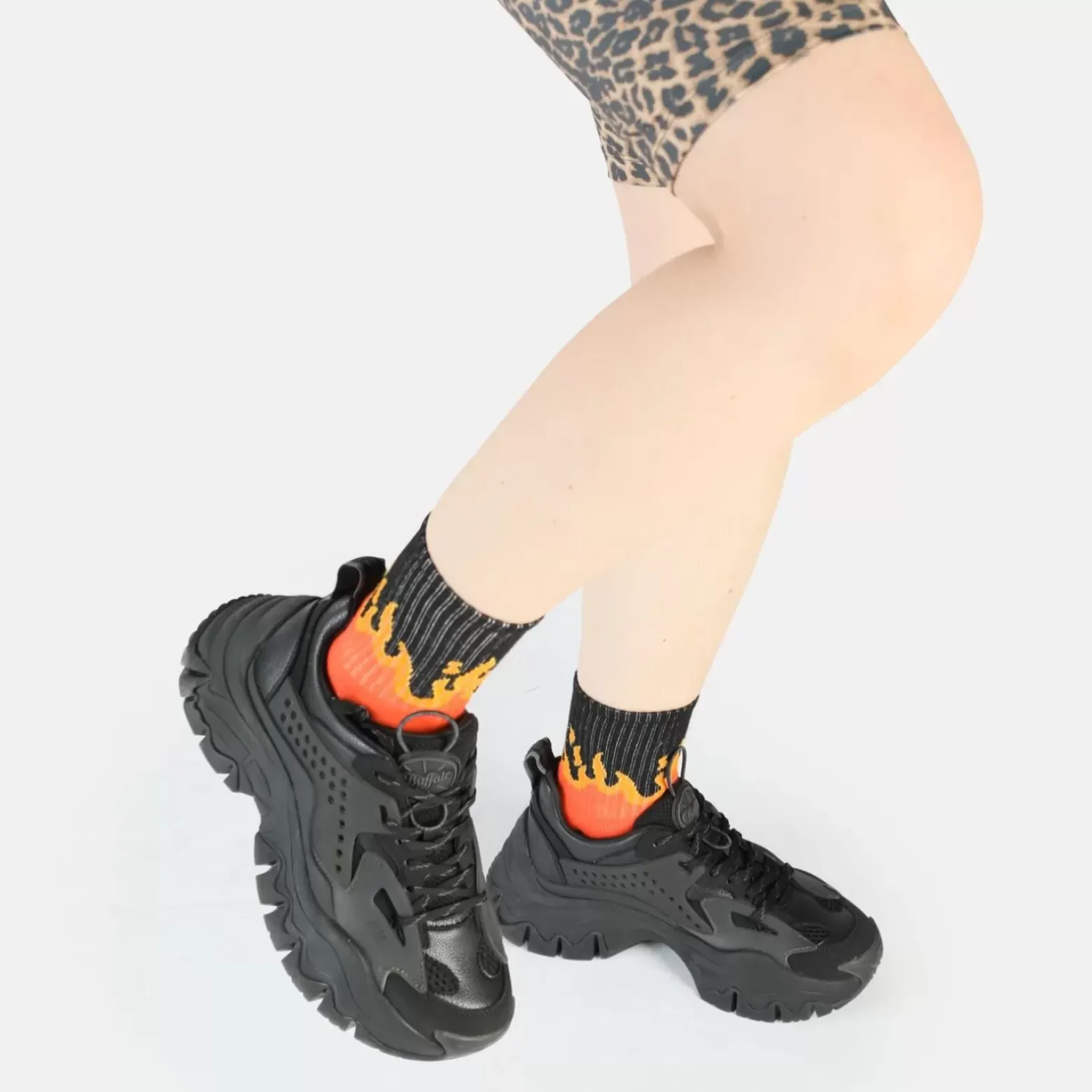 Cheap BUFFALO Trail One Baskets Basses Vegan Noir